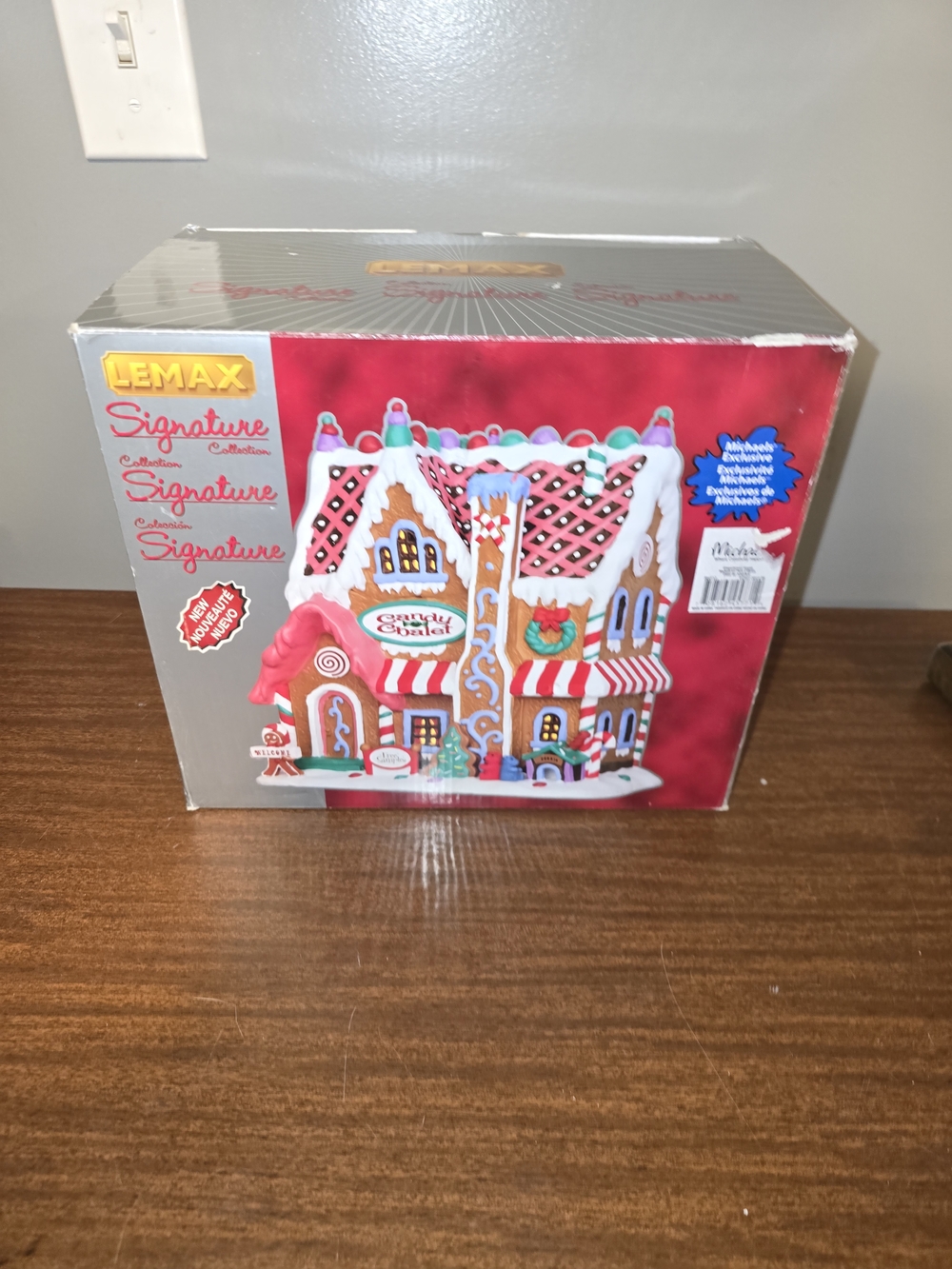 LEMAX GINGERBREAD HOUSE Christmas Holiday Village Town RARE Michael's 2014